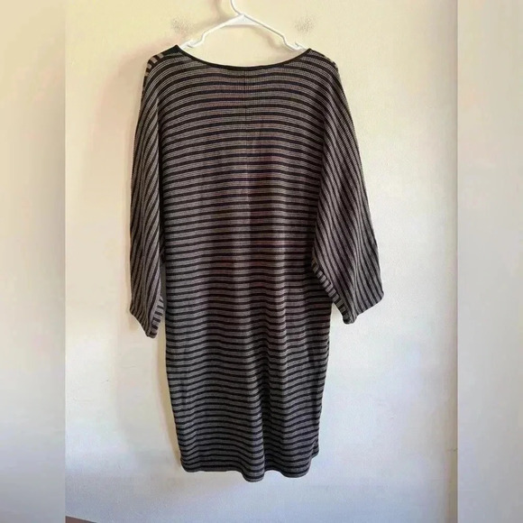 Trina Turk Gallivant Dress, Size XLarge - Picture 4 of 13